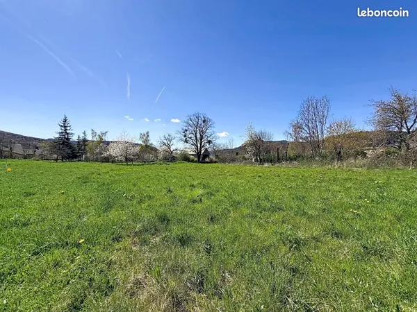 Terrain 800 m² Lanuejols