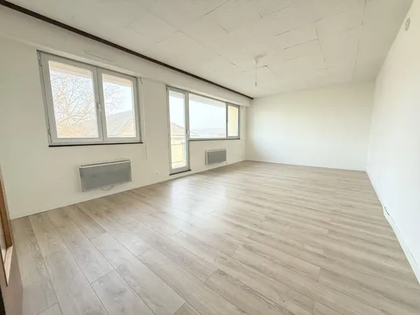 Strasbourg Neudorf - 4 pièces 83m2 - balcon + local 44m2 + c