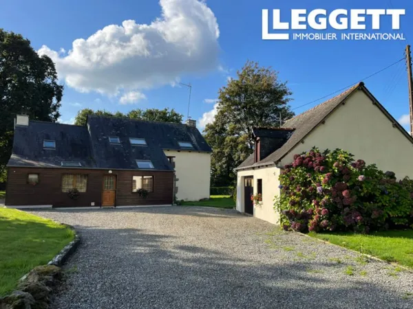 Maison individuelle de 4 chambres dans un endroit paisible, DPE est un C énergétiquement efficace, j