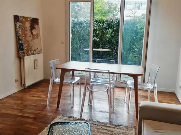 T2 neuf 43m² + terrasse 25m², 3 min RER A Cergy-le-Haut + Box