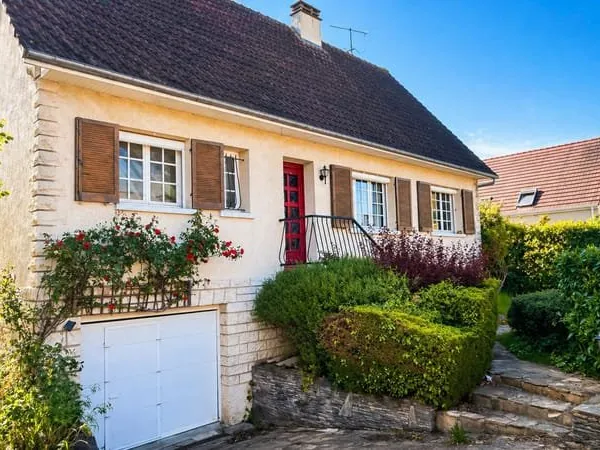 Superbe maison individuelle sans vis-à-vis , sous sol total