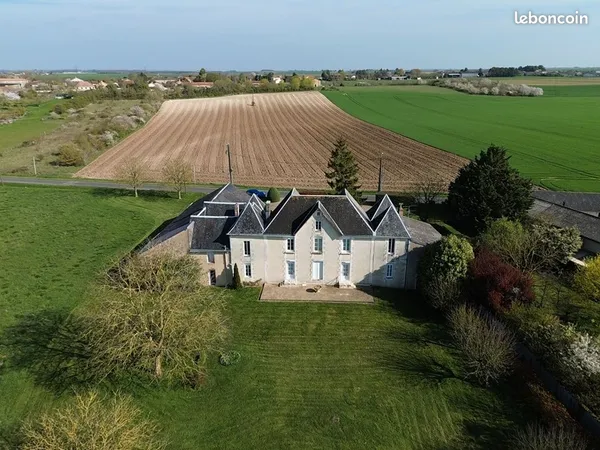 Propriété 7 pièces 186 m²