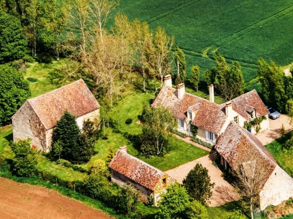 Corps de Ferme de Caractère au Coeur du Perche Sarthois