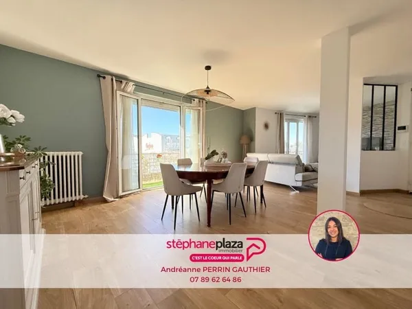 Appartement rénové à Lons Le Saunier 2 balcons 2 chambres stationnement