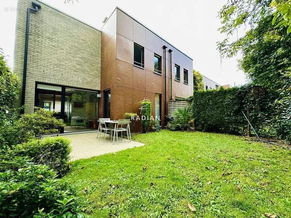 Maison 5 pièces 105 m²