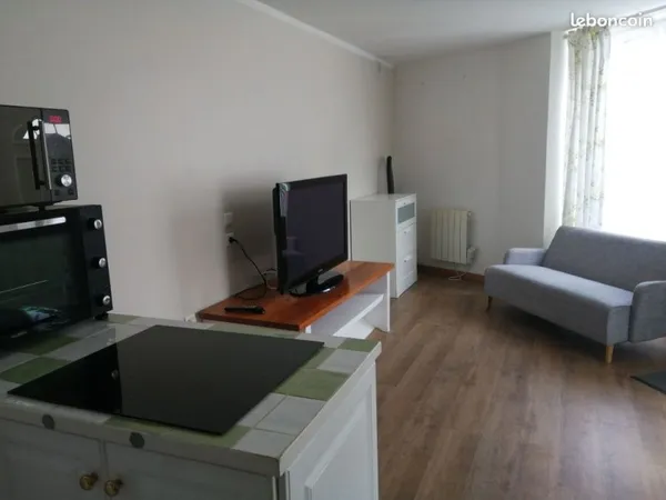 F2 meuble centre soignolles en brie