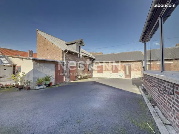 Propriété 6 pièces 111 m²
