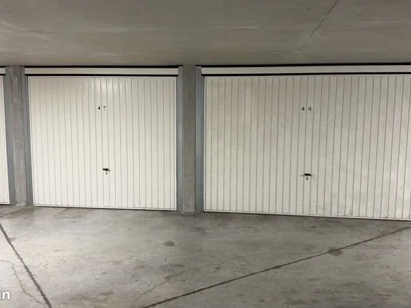 Garage box 22m2 sous-sol résidence fermée & surveillée
