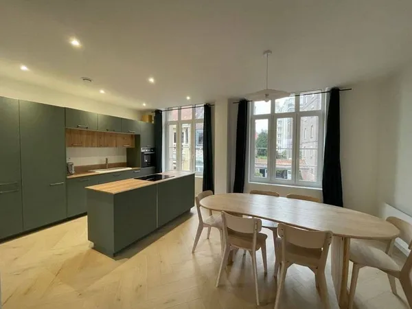 Appartement 5 pièces 113 m²