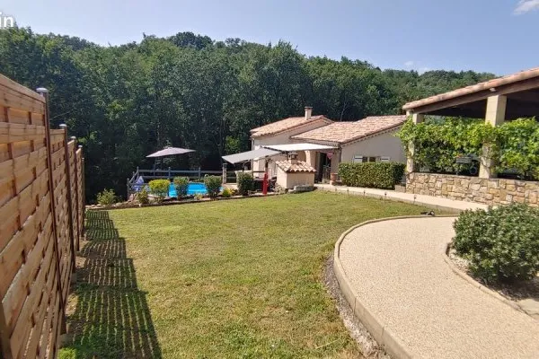 Maison 7 pièces 151 m2