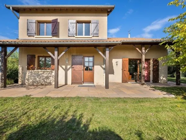 Maison 6 pièces 140 m²