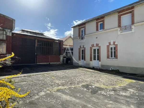 MAISON ET LOCAL A VENDRE 360m² - ROMORANTIN