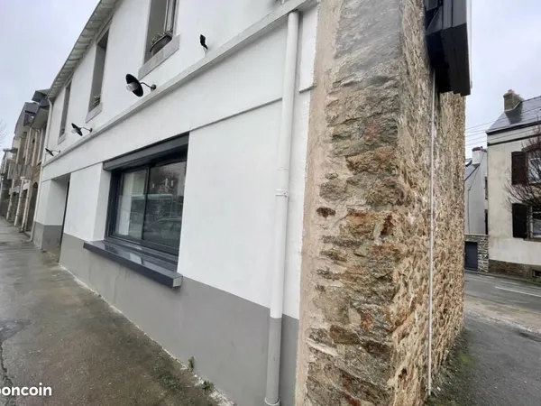 Bureau 85 m²