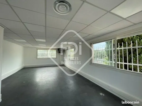 BUREAUX 140 m² MONTPELLIER