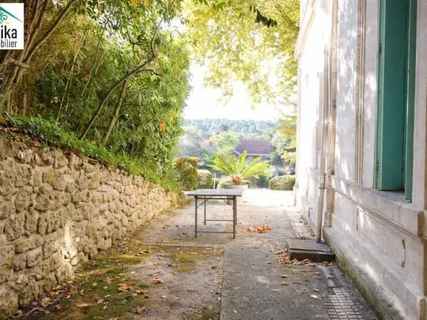 Charme et terrasse !