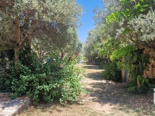 Terrain 581 m²