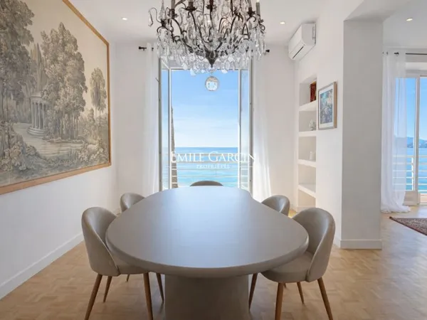 A louer, Cannes Cote d'Azur, appartement vue mer, 4 chambres do
