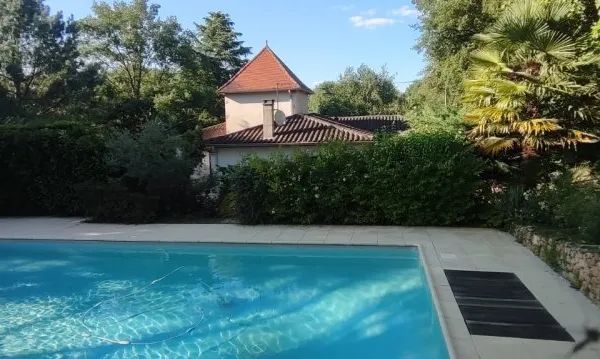 SECTEUR LALINDE TRÃ‰S BELLE MAISON DE 138 MÂ² SH DE PLAIN-PIED SIT