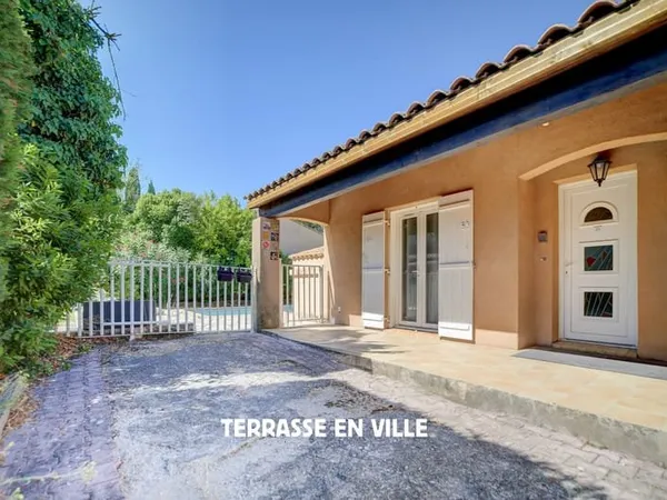 ROQUEFORT LA BÉDOULE - MAISON FAMILIALE T5/6 - PISCINE