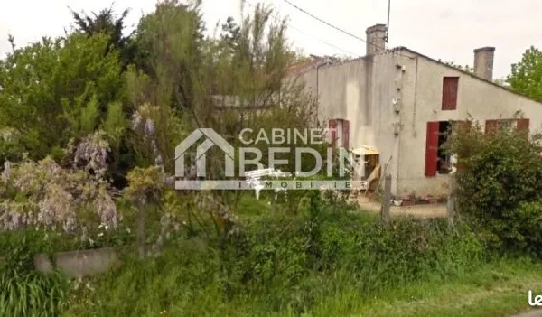 Maison 2 pièces 304 m²