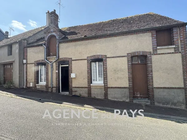 MAISON CENTRE VILLE DOUCHY