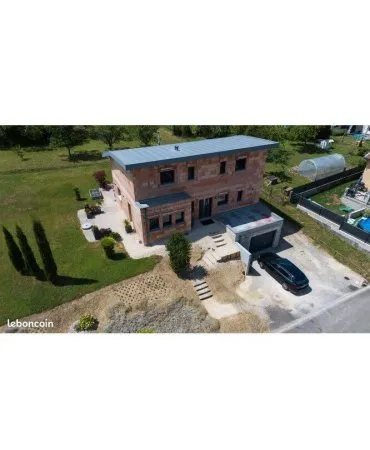 Maison 4 pièces 138 m²