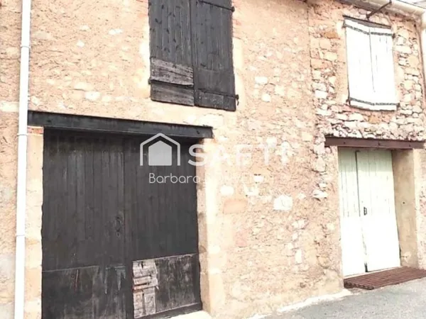 Remise à rénover de 38 m² au sol à rénover avec mezzanine