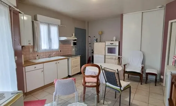 EXCLUSIVITÉ CENTRE VILLE Appartement T2 avec place de parking loué 395 € / mois