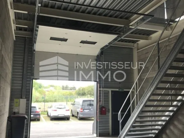 Local d'activité 110 m²