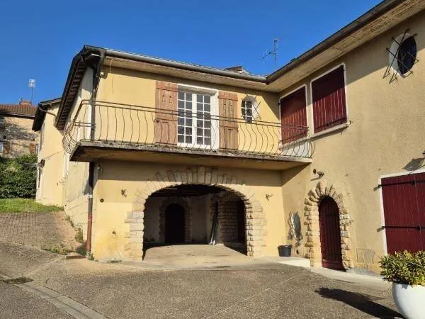 Maison 10 pièces 400 m²