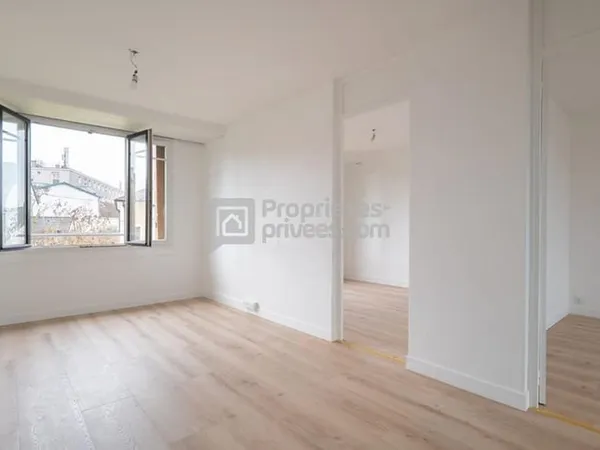 Appartement 4 pièces rénové de 57m² proche gare, Herblay Sur Seine