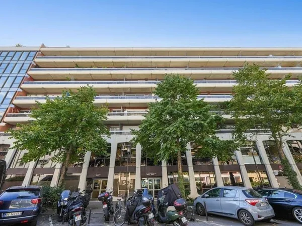 Bureaux 959 m²