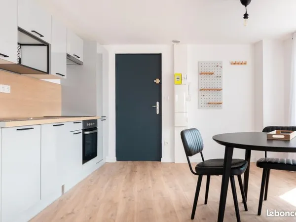 LUMINEUX T2 MEUBLÉ - Rue d'Artois - Quartier St Michel