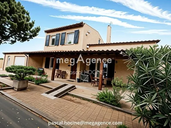Villa 190 M2, 5 chambres, terrain 2050 M2, piscine