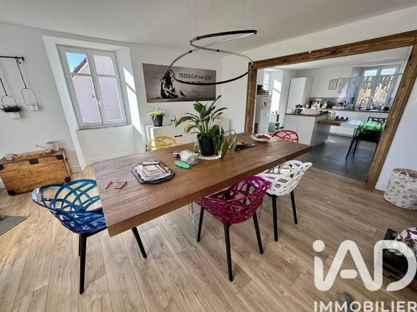 Maison 6 pièces 210 m²