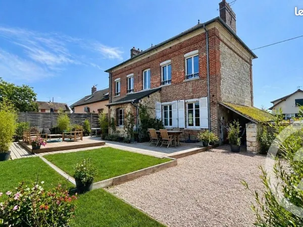 Maison 7 pièces 176 m²