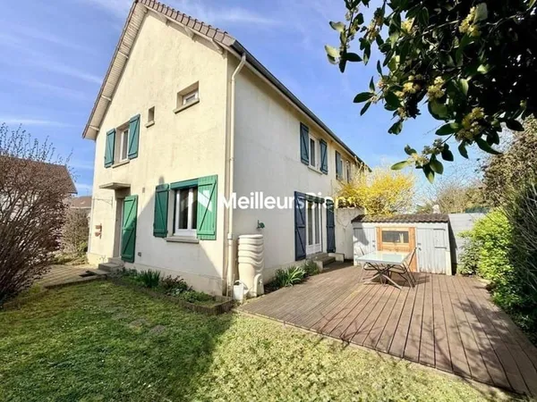 MAISON FAMILIALE - QUARTIER LYCÉE ÎLE-DE-FRANCE 115 m² Carrez | Terrain de 250 m² | Sous-sol total