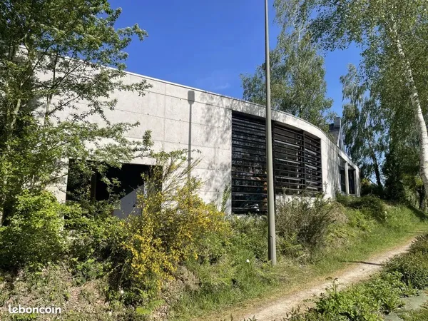 Maison 11 pièces 163 m²