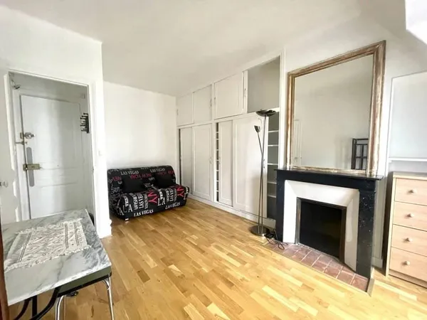 Studio 1 pièce 20 m²