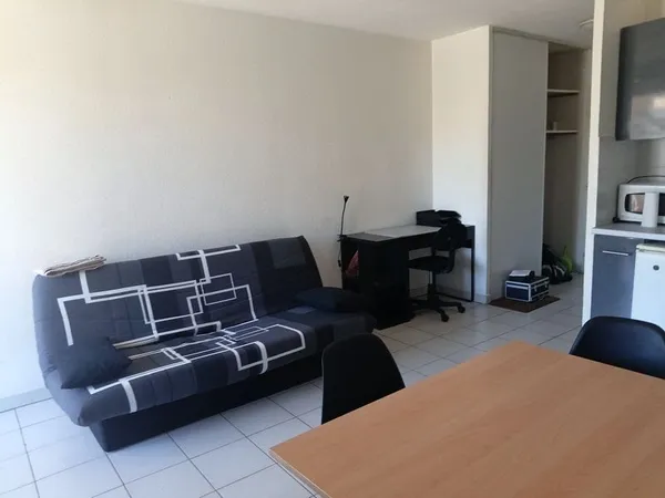 Studio 1 pièce 25 m²