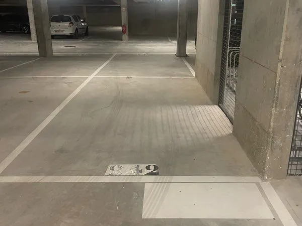 Place de parking à louer