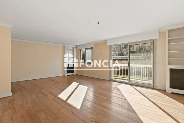 Appartement 5 pièces 106 m²