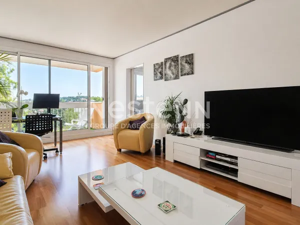 Nestenn Igny - Opportunité rare, appartement 4 pièces, 3 chambres, lumineux, terrasse exposée sud, c
