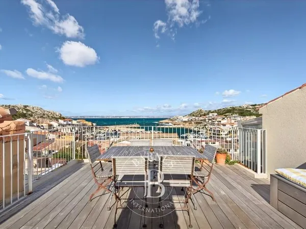 VENTE - 13008 - LES GOUDES - MAISON - VUE MER - GARAGE