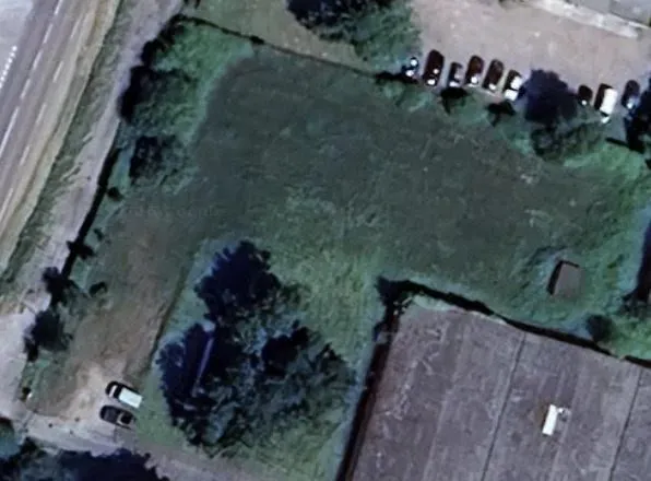 Terrain 3700 m²