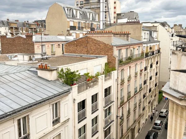 Studio meublé 24m², Balcon, 6e étage, Paris 15e