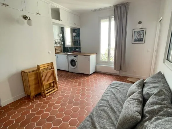 Appartement rénové à louer 2 pièces