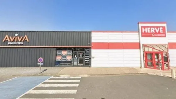 Local commercial 1115 m²