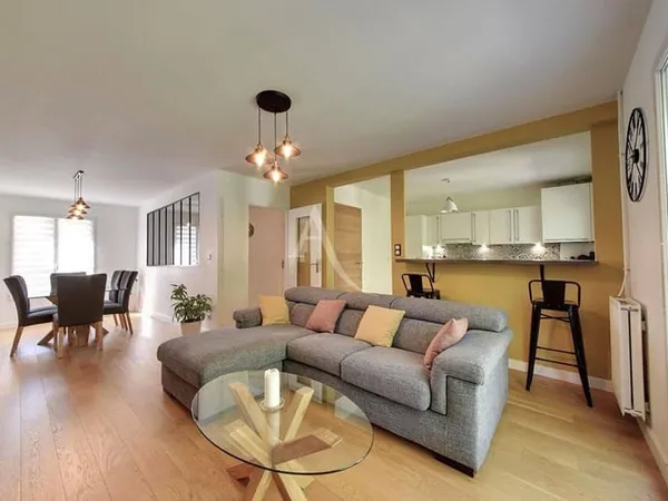 Maison 5 pièces 83 m²