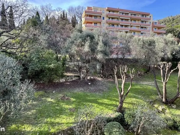 3 pièces vue mer